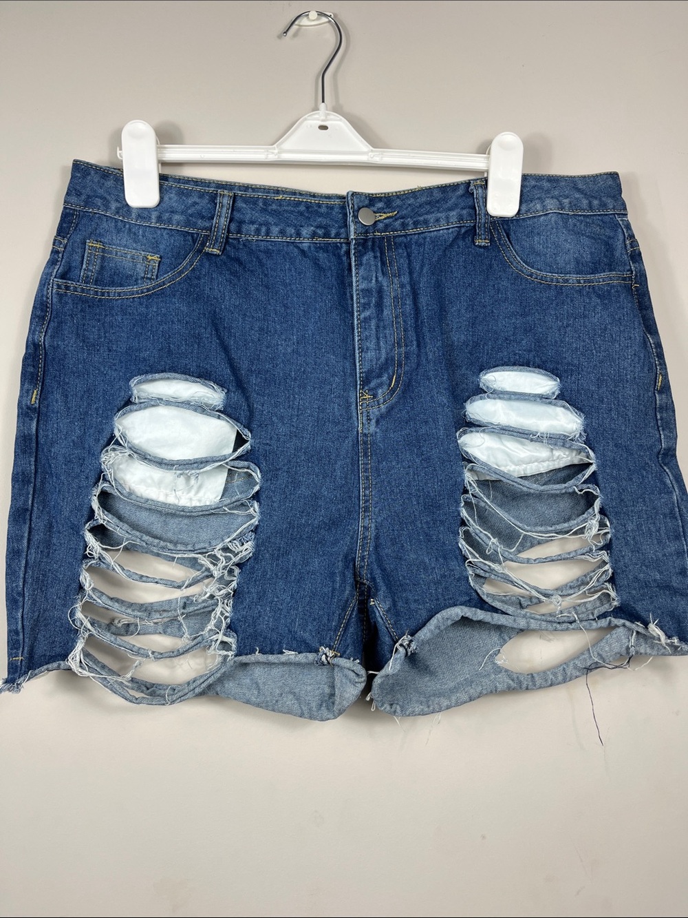 SHEIN Distressed Denim Shorts 2XL | High Rise Ripped Jean Shorts Raw Hem